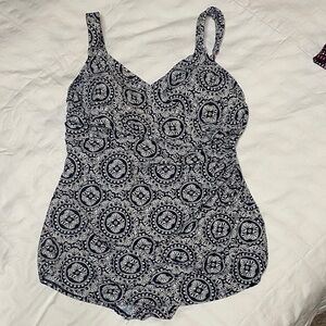 Lands' End Black and White One Piece Swimsuit size 12